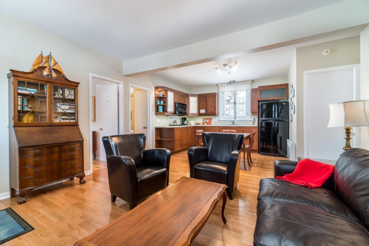 Goeliche Hotel Et Appartement Saint-Laurent-de-l'ile d'Orleans Bagian luar foto